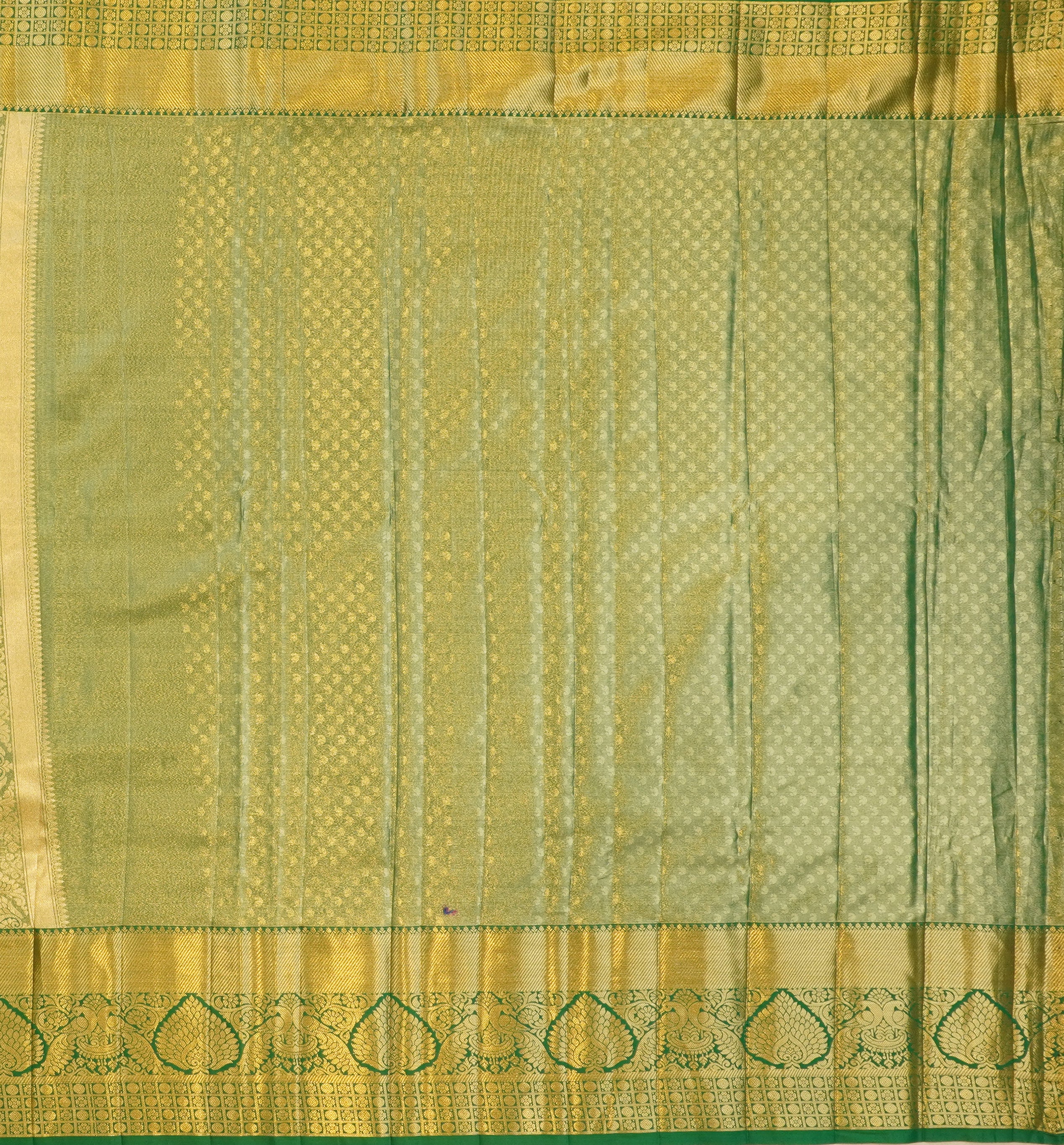 JSB- 8822 | Cream & Green Kanchi Tissue Pattu Saree