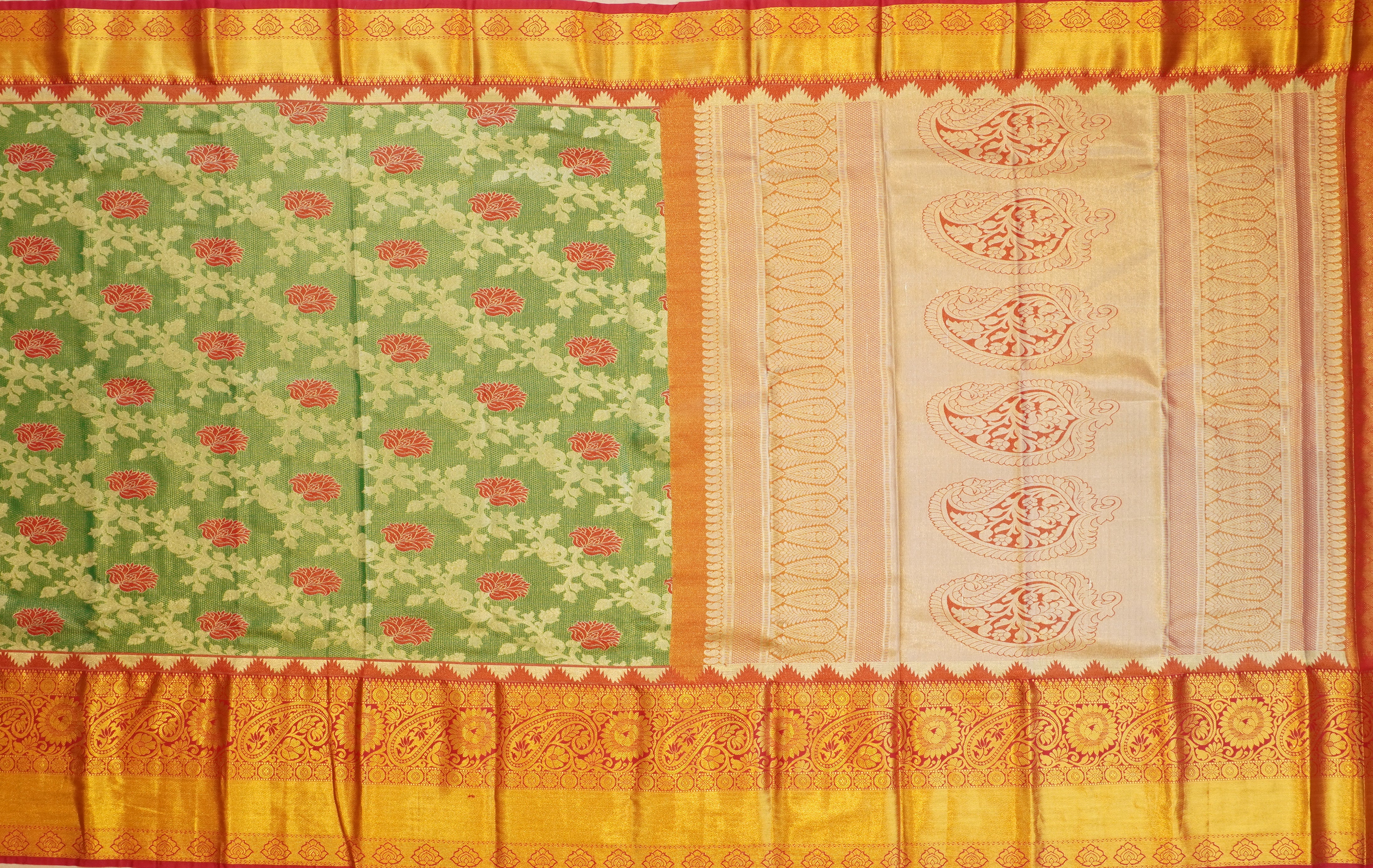 JSB- 8832 | Green Kanchi Tissue Pattu Saree