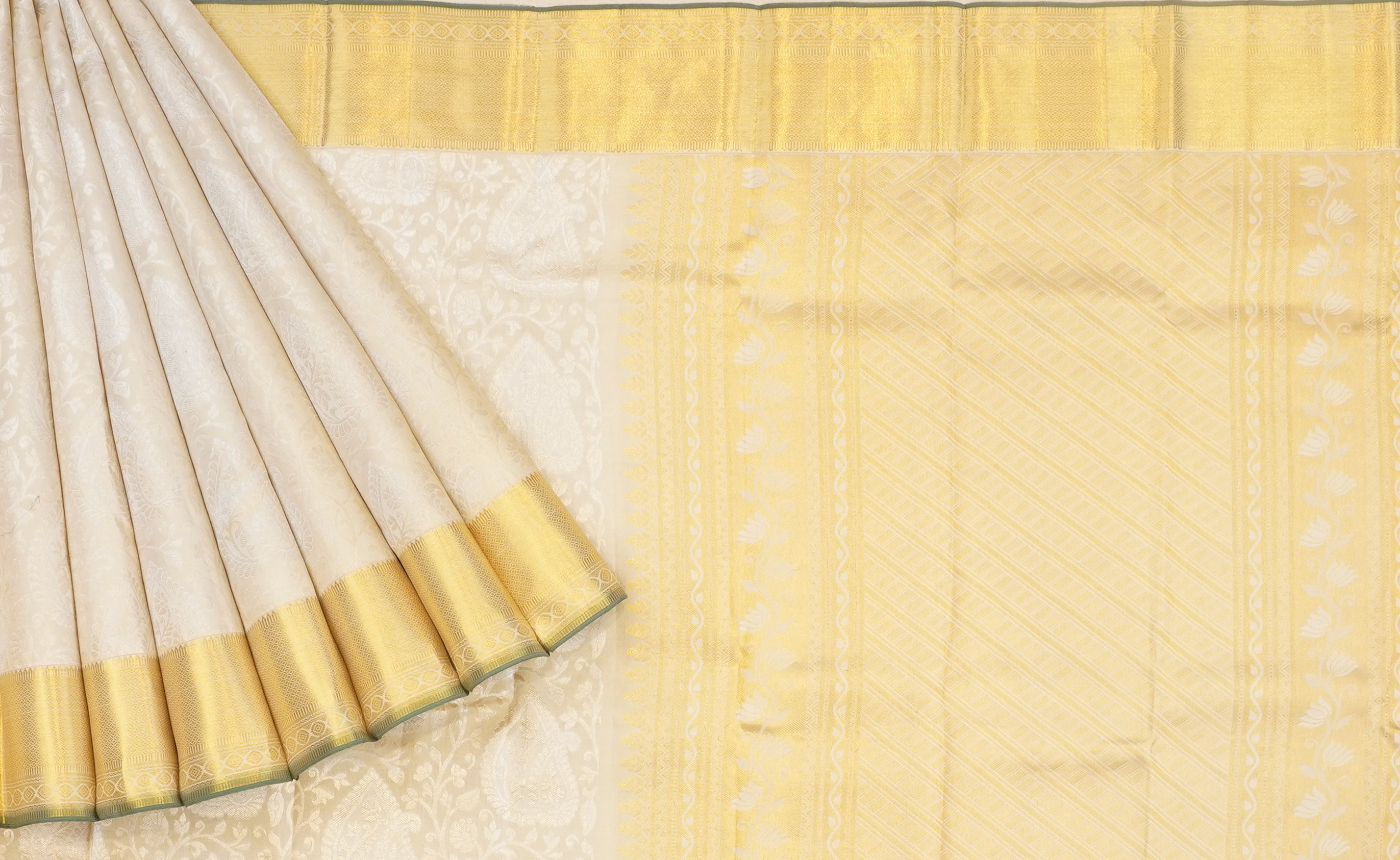 JSB- 9554 | Off White Kanchi Pattu Saree