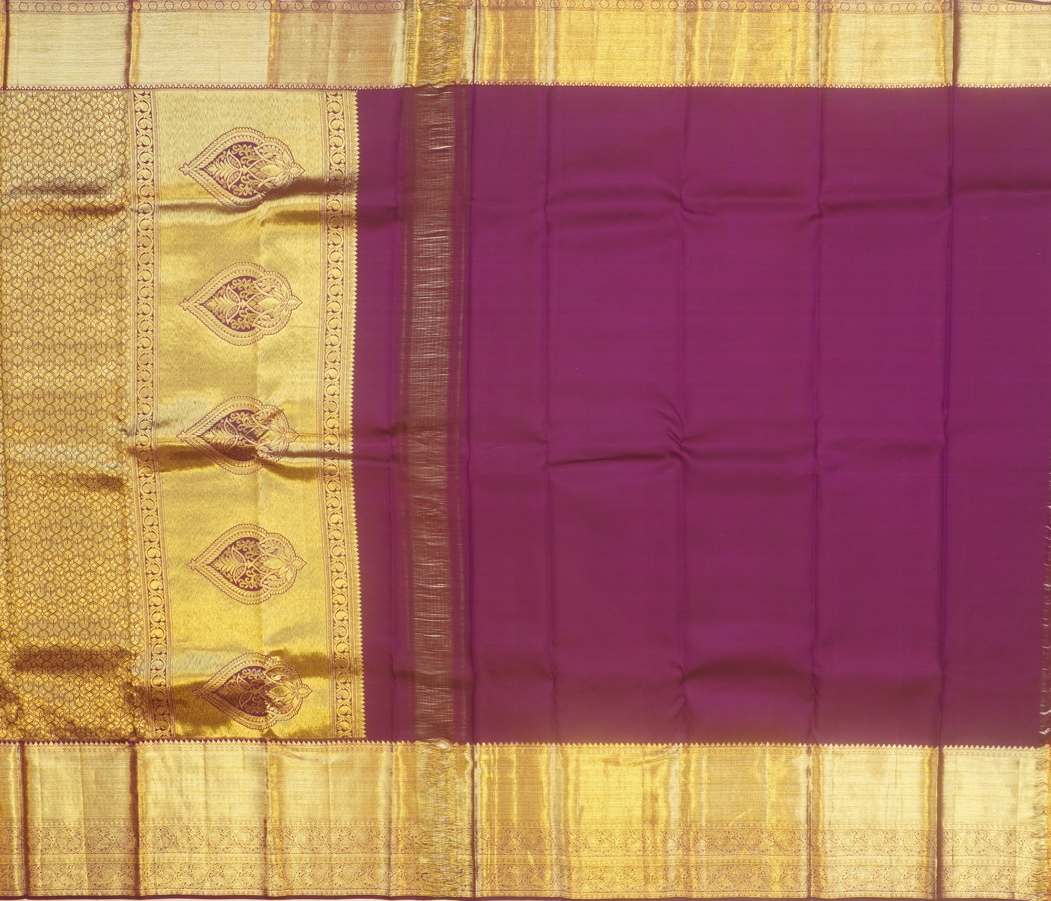 JSB- 10123 | Green & Purple Pure Kanchi kalakshetra Pattu Saree