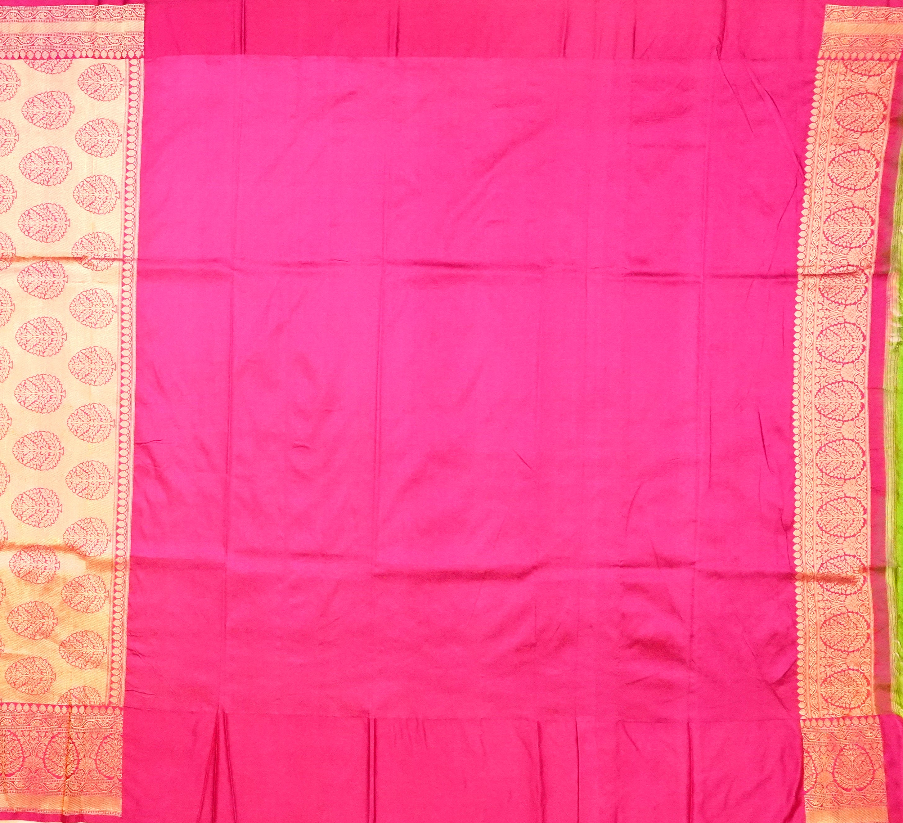 JSB- 10136 | Green & Pink Banaras Pattu Saree