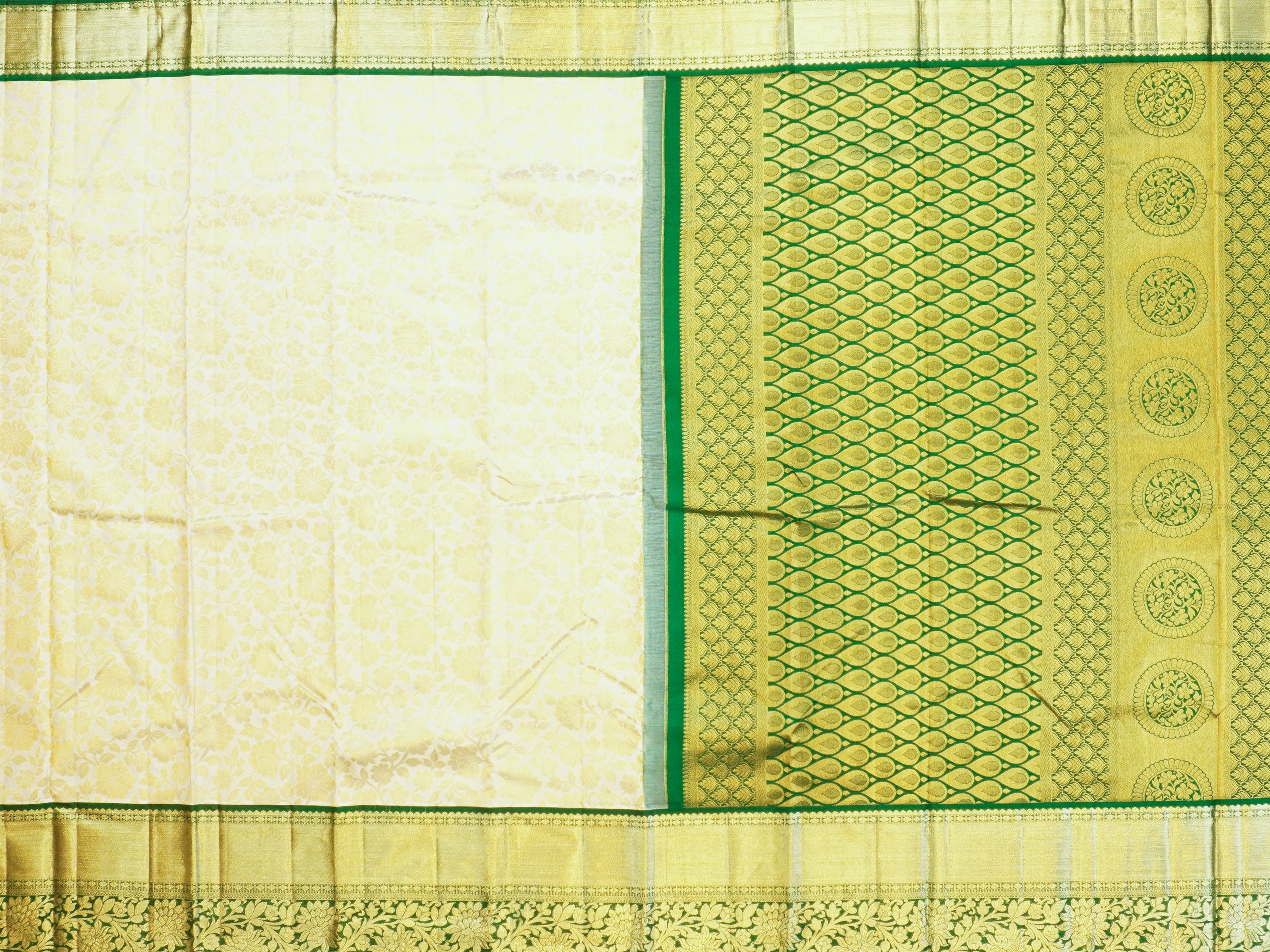 JSB-6407 | White & Green Kanchi Vastrakala Pattu