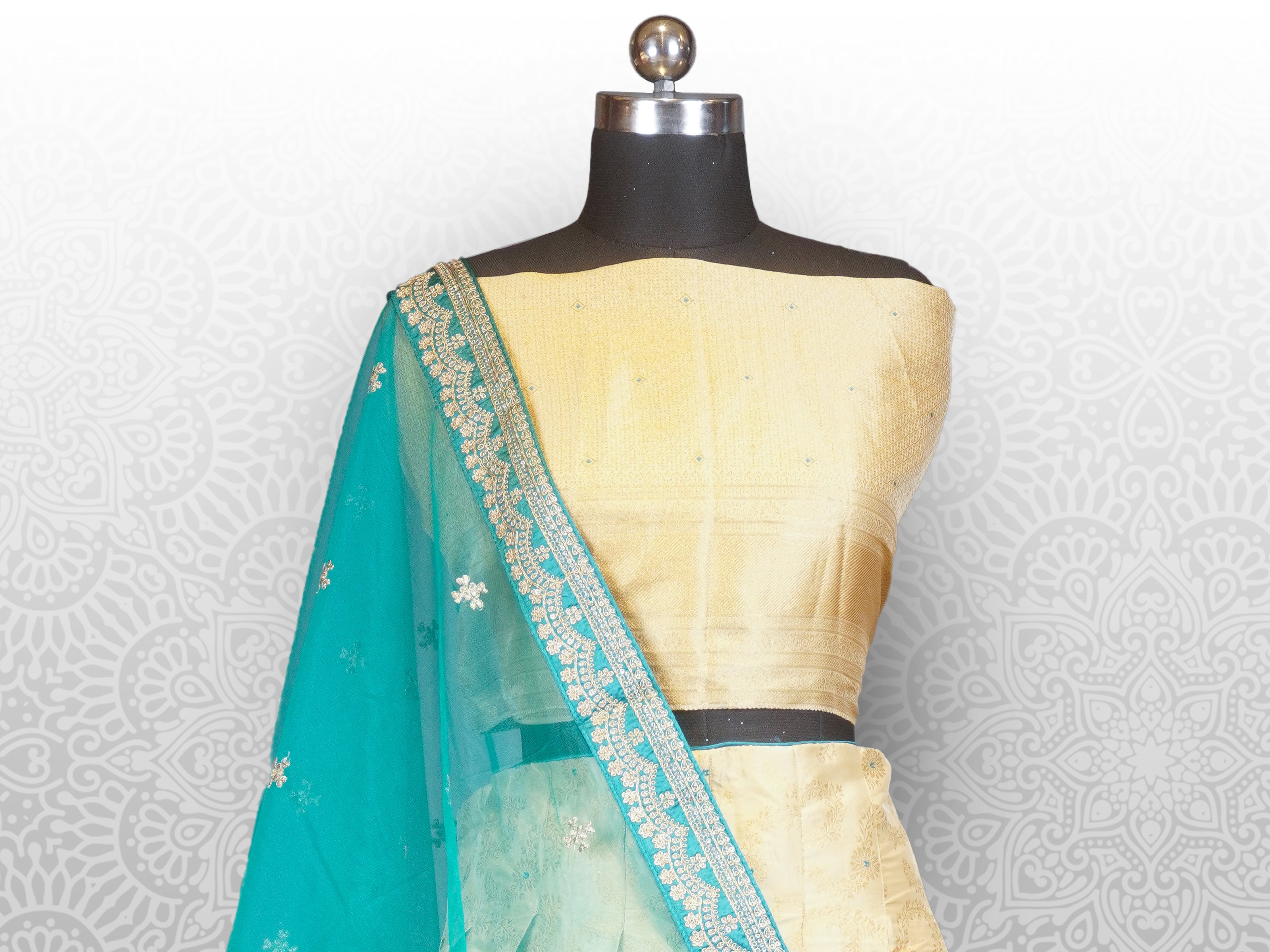 JSB-6636 | Cream & Rama Green Banaras Silk